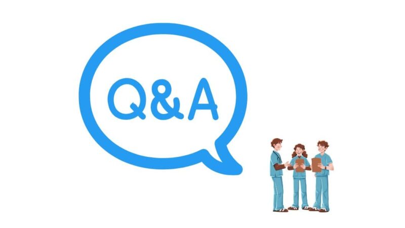 Q&Aの吹き出しイラスト
3名の疑問を話し合う介護士のイラスト